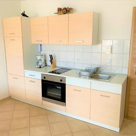 Pranjic Delux アパート *