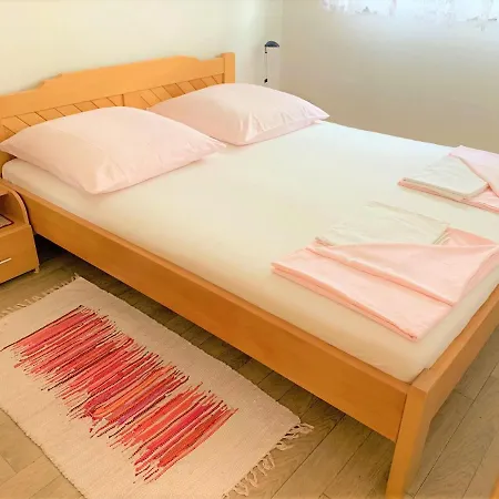 Pranjic Delux アパート *