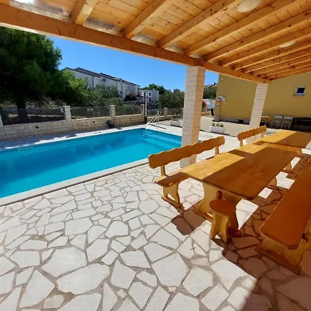 Pranjic Delux Vodice