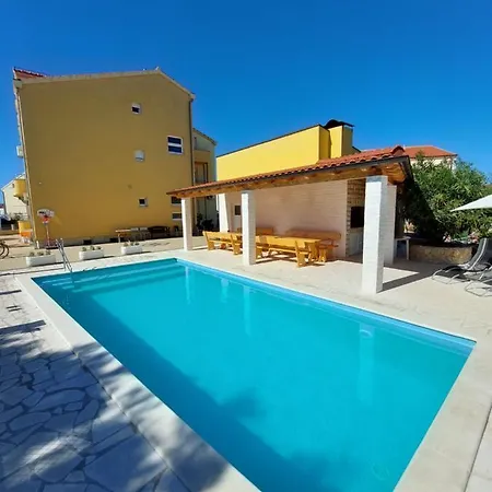 Apartment Pranjic Delux