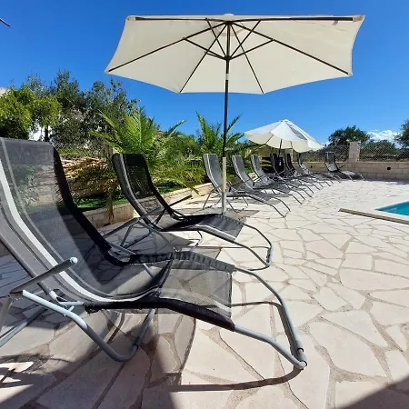 Pranjic Delux Apartament *